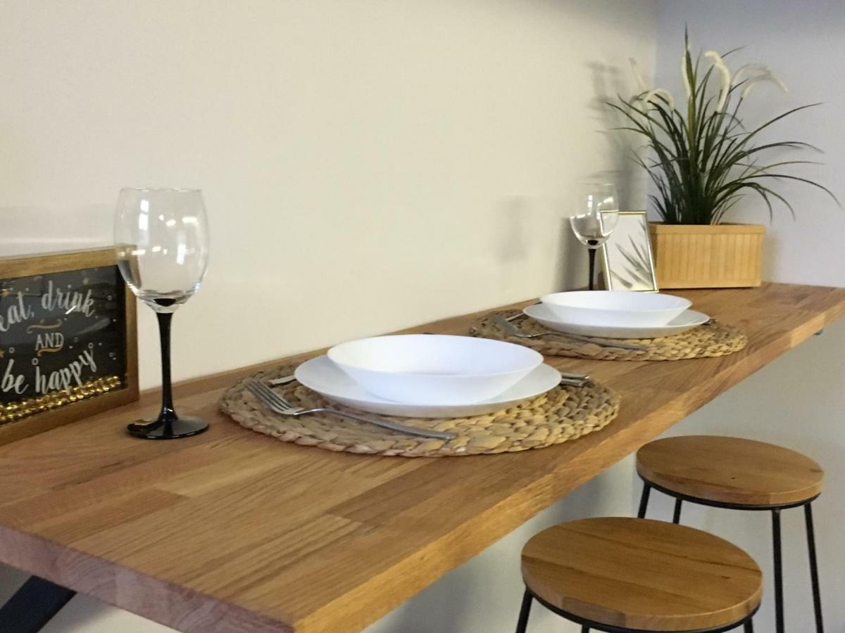 Marzec Apartamenty غنيزنو المظهر الخارجي الصورة